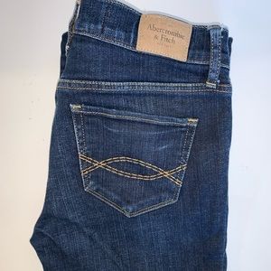 Abercrombie & Fitch Size 2R Blue Jeans